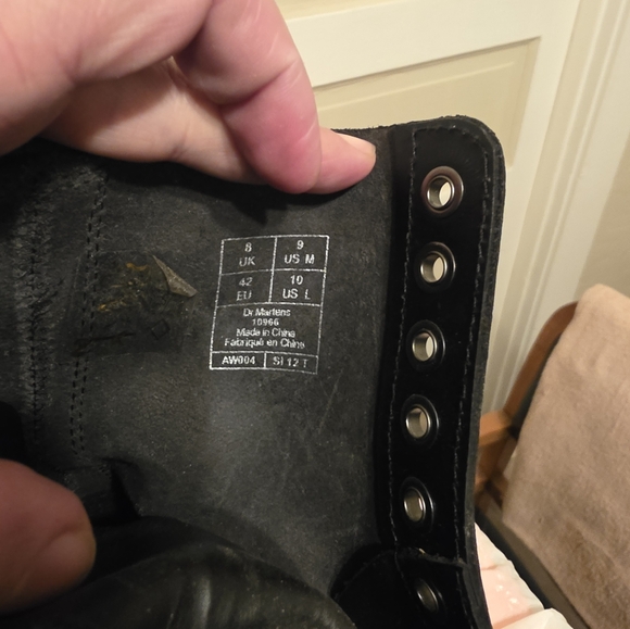 10 Eye Doc Martins - Picture 5 of 5